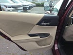 2015 Accord Thumbnail 26