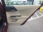 2015 Accord Thumbnail 23