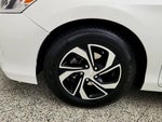 2017 Accord Thumbnail 9