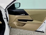 2017 Accord Thumbnail 25