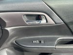 2015 Accord Thumbnail 19