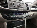 2016 Accord Thumbnail 16