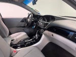 2017 Accord Thumbnail 11