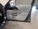 2017 Accord Thumbnail 12