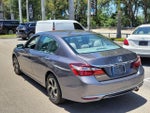 2017 Accord Thumbnail 4