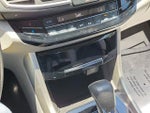 2017 Accord Thumbnail 25