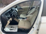 2015 Accord Thumbnail 16