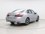 2016 Accord Thumbnail 8