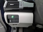 2017 Accord Thumbnail 13