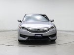 2017 Accord Thumbnail 5