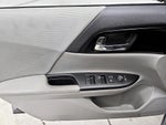 2017 Accord Thumbnail 12