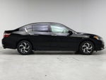 2016 Accord Thumbnail 7