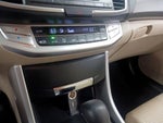2014 Accord Thumbnail 15