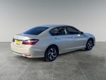 2016 Accord Thumbnail 5