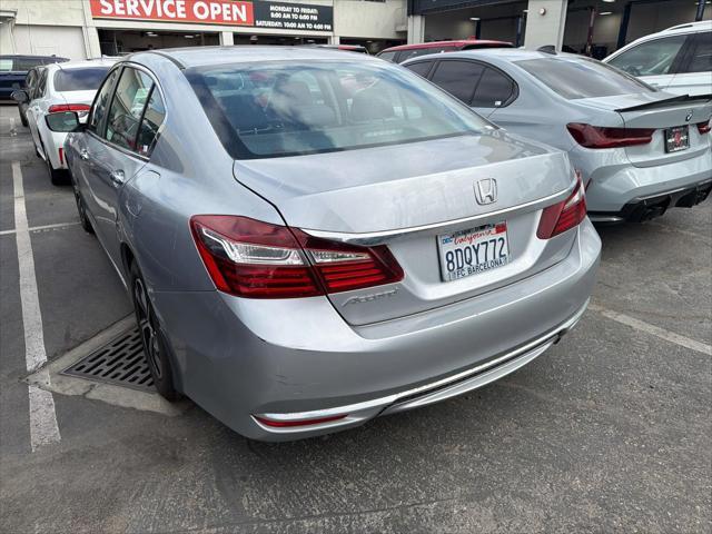2017 Honda Accord - $19,083
