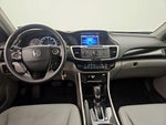 2017 Accord Thumbnail 9