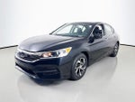 2017 Accord Thumbnail 3