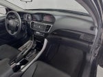 2017 Accord Thumbnail 25