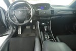 2017 Accord Thumbnail 18