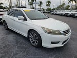 2015 Accord Thumbnail 3