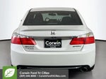 2015 Accord Thumbnail 13