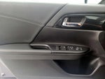 2015 Accord Thumbnail 12
