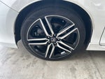 2016 Accord Thumbnail 11