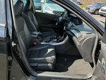 2017 Accord Thumbnail 19