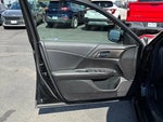 2017 Accord Thumbnail 40