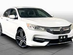 2017 Accord Thumbnail 3