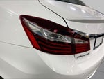 2017 Accord Thumbnail 29