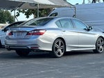 2017 Accord Thumbnail 4