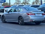 2017 Accord Thumbnail 6