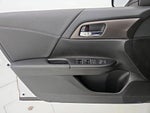 2017 Accord Thumbnail 12