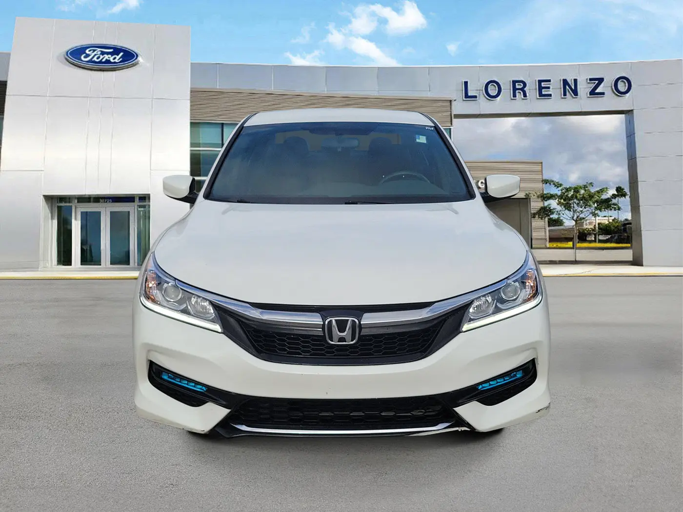 2017 Honda Accord Sport — photo 1 of 12