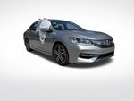 2017 Accord Thumbnail 2