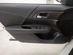 2017 Accord Thumbnail 12