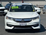 2017 Accord Thumbnail 11