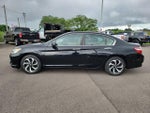 2016 Accord Thumbnail 2