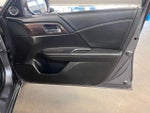 2016 Accord Thumbnail 12