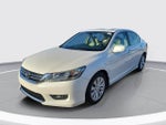 2015 Accord Thumbnail 2