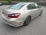 2016 Accord Thumbnail 3