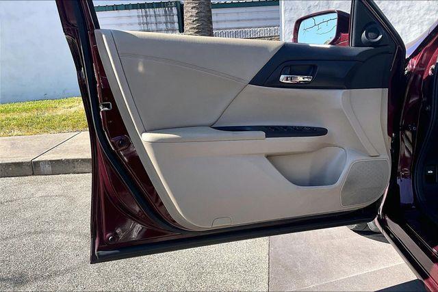 2013 Honda Accord - $9,873