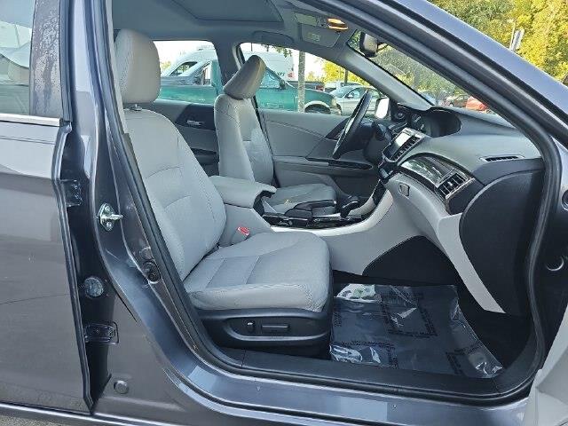 2017 Honda Accord - $17,797