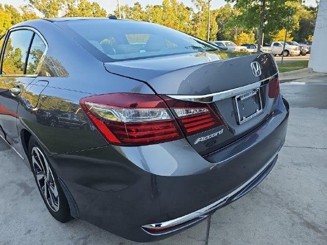 2017 Honda Accord - $17,797