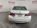 2016 Accord Thumbnail 7