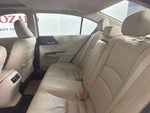 2016 Accord Thumbnail 13