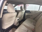 2016 Accord Thumbnail 14