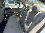 2015 Accord Thumbnail 23