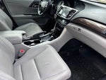 2017 Accord Thumbnail 16